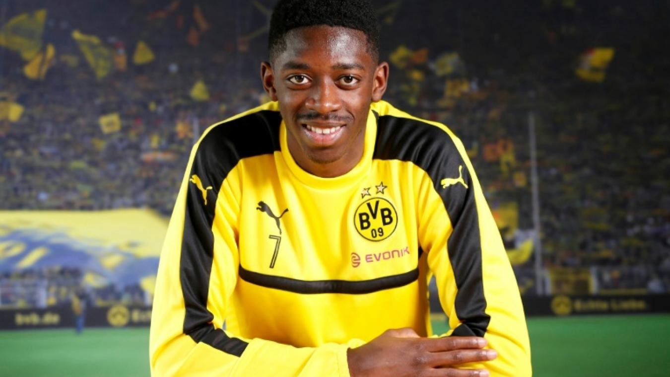 基普乔格惊喜现身！2025上海马拉松新闻发布会顺利举行